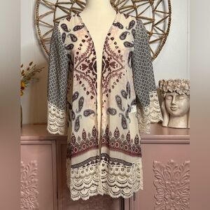 Altar'd State medium‎ Floral Lace Cardigan